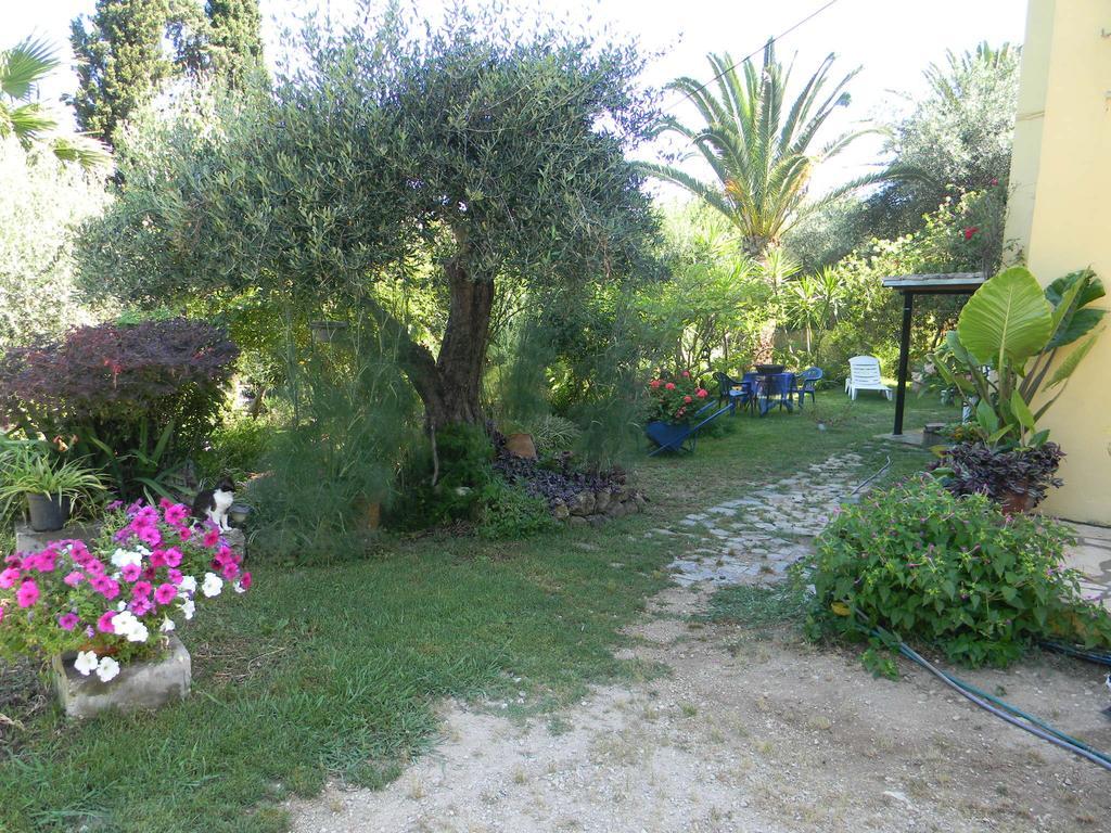 Villa Efterpi Kontokali Exterior foto